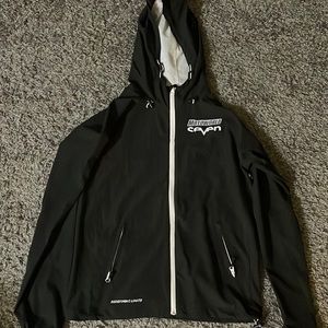 Seven wind breaker size small men’s